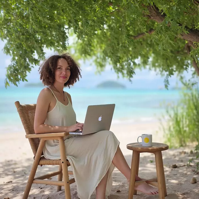 Stéphanie McQuirt AI Photoshoot